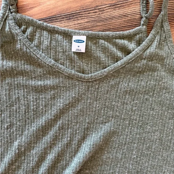 Old Navy Olive Ribbed Ruffle-Hem Tank - Picture 3 of 3